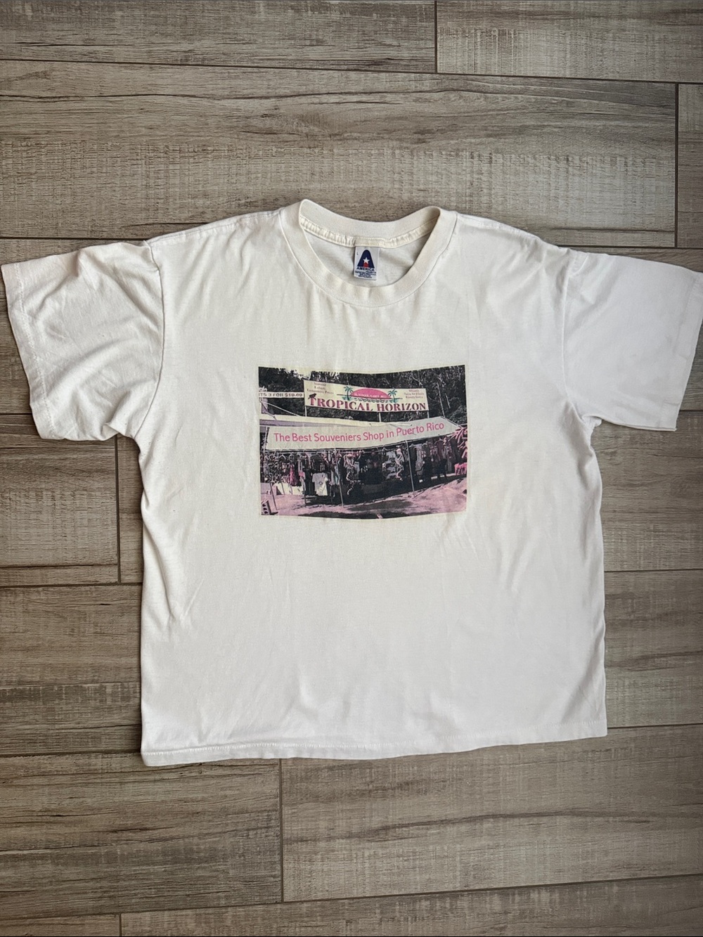 Vintage 90s Puerto Rico Graphic Tee Large Boxy Short Fit Made in USA